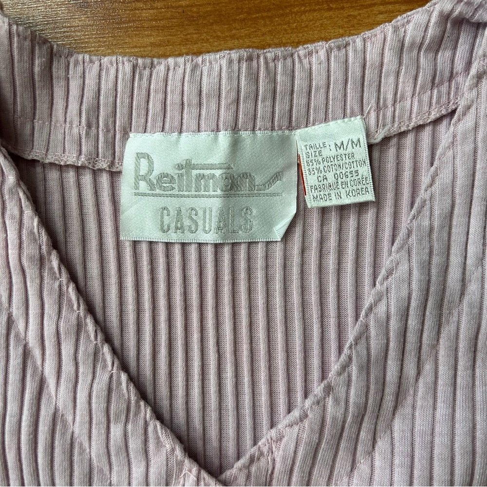 4/$15 Reitmans pink t-shirt ribbed top - Picture 2 of 7